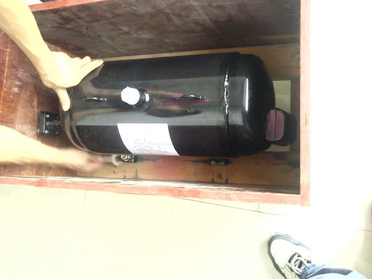 คอมเพรสเซอร์สโครลล์ฮิตาชิสำหรับเครื่องปรับอากาศแบบตั้งพื้น รุ่น 1000el-160d3