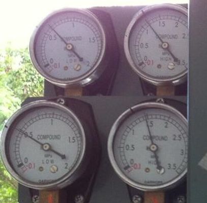 เครื่องวัดแรงดันส่วนสํารองของเครื่องปั่นสกรูฮิตาชิ