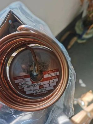 วาล์วขยายความร้อนของฮิตาชิ ชิลเลอร์สกรู G7D01428A