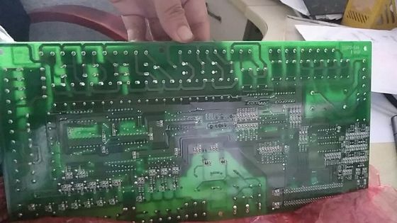 บอร์ด I/O ของแผงวงจรควบคุมเครื่องทำความเย็นแบบสกรู Hitachi G7B00100A