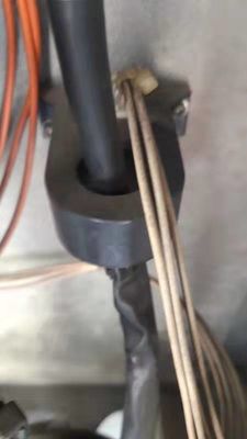 อุปกรณ์เสริมเครื่องจักรสกรู Hitachi ทรานสดิวเซอร์กระแส G7B00257A (HC-U300V4B15)